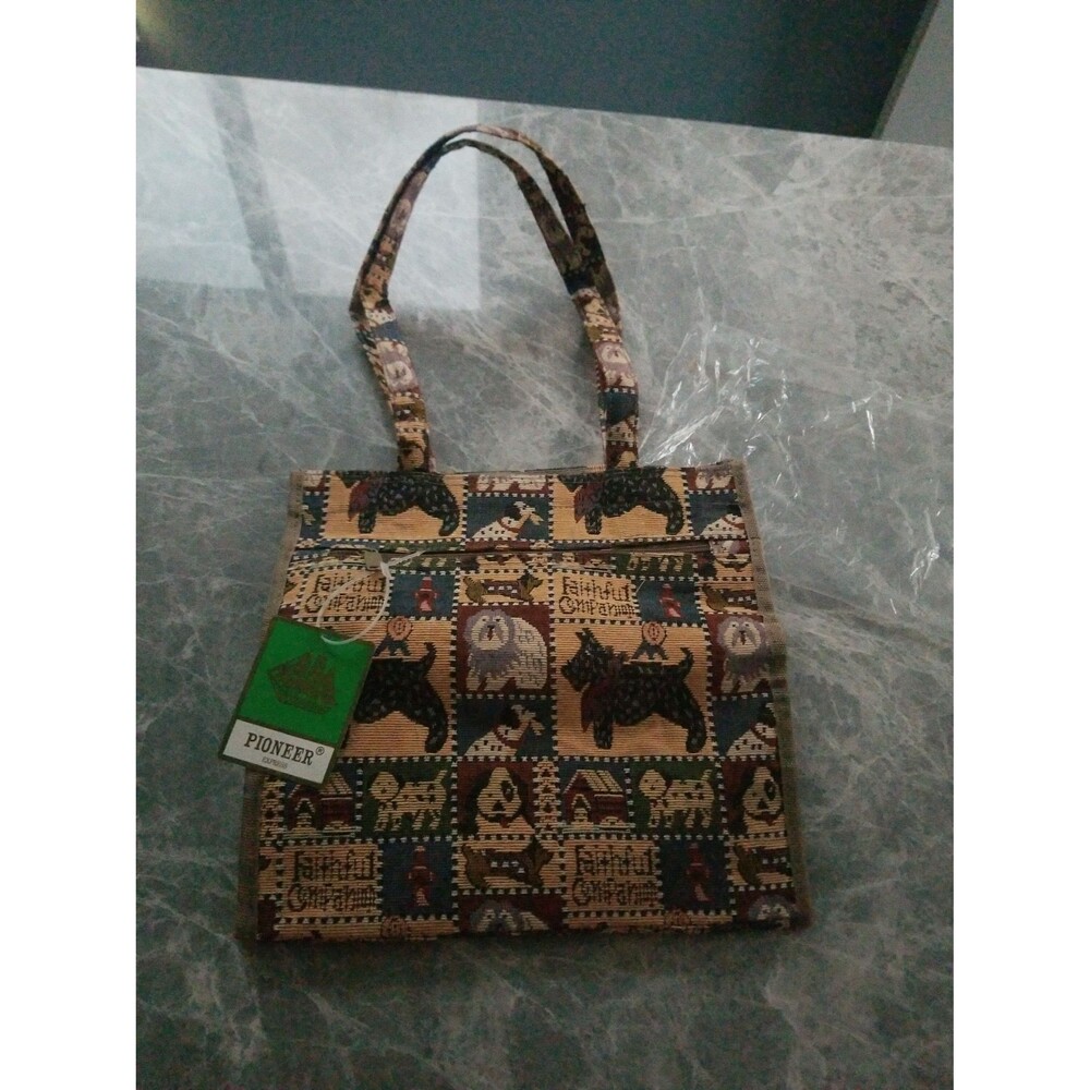 Nwt tapestry tote with dogs